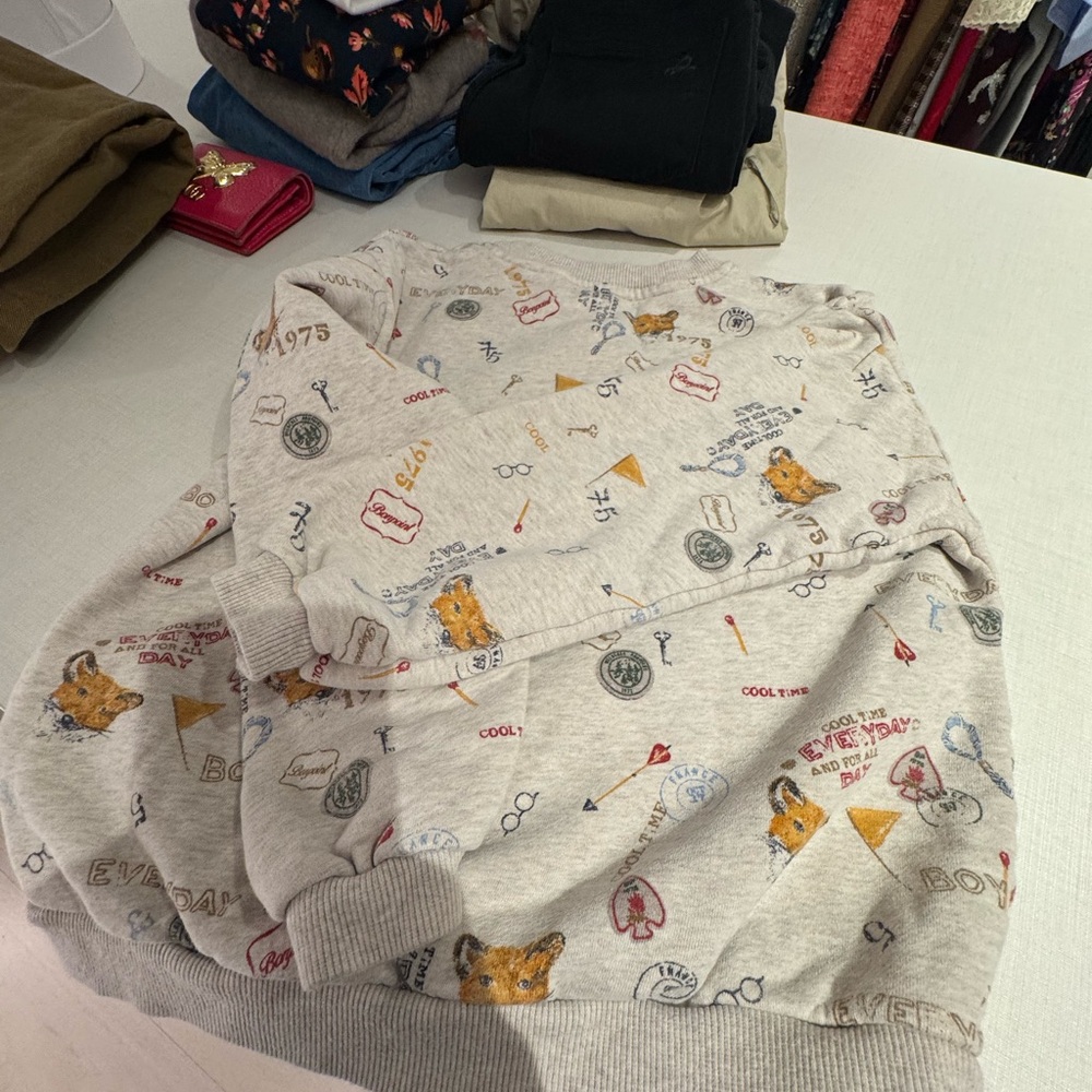 Bonpoint Cream Sweatshirt with Graphic Designs